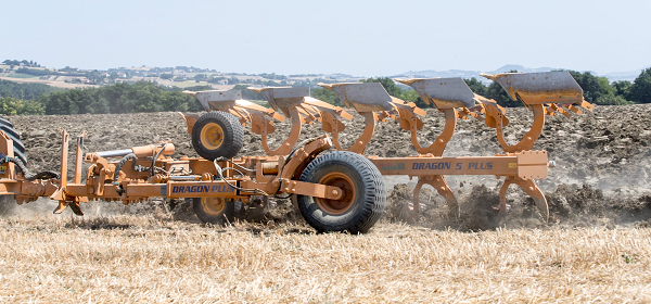 Semi mounted plough Dragon