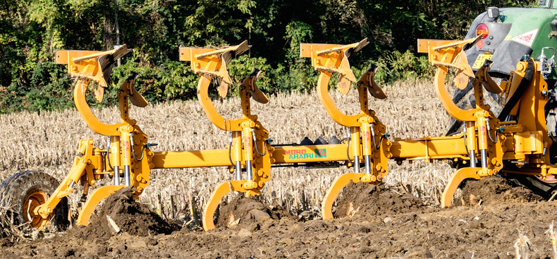 Mounted plough Moro Aratri Warrior